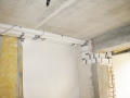 C помощью плоских воздуховодов толщиной 6 см<br />до ремонта поступающий воздух можно распределить по всей квартире